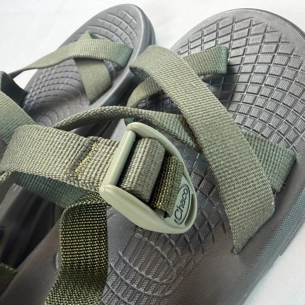 Chaco Z Cloud 2 Mens 8 Olive Green Hiking Sandals Toe Loop 106585